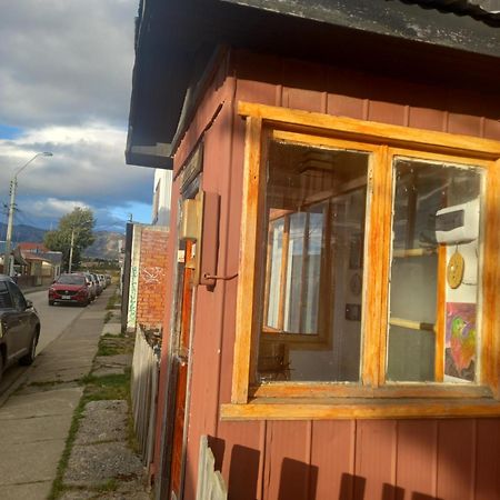 Isaac House Hotel Puerto Natales Eksteriør billede