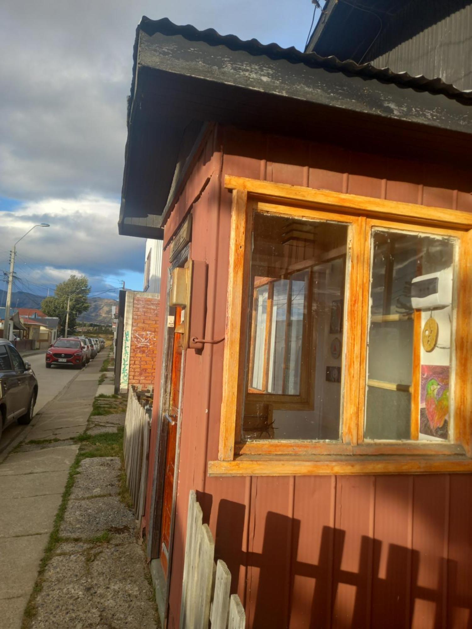 Isaac House Hotel Puerto Natales Eksteriør billede